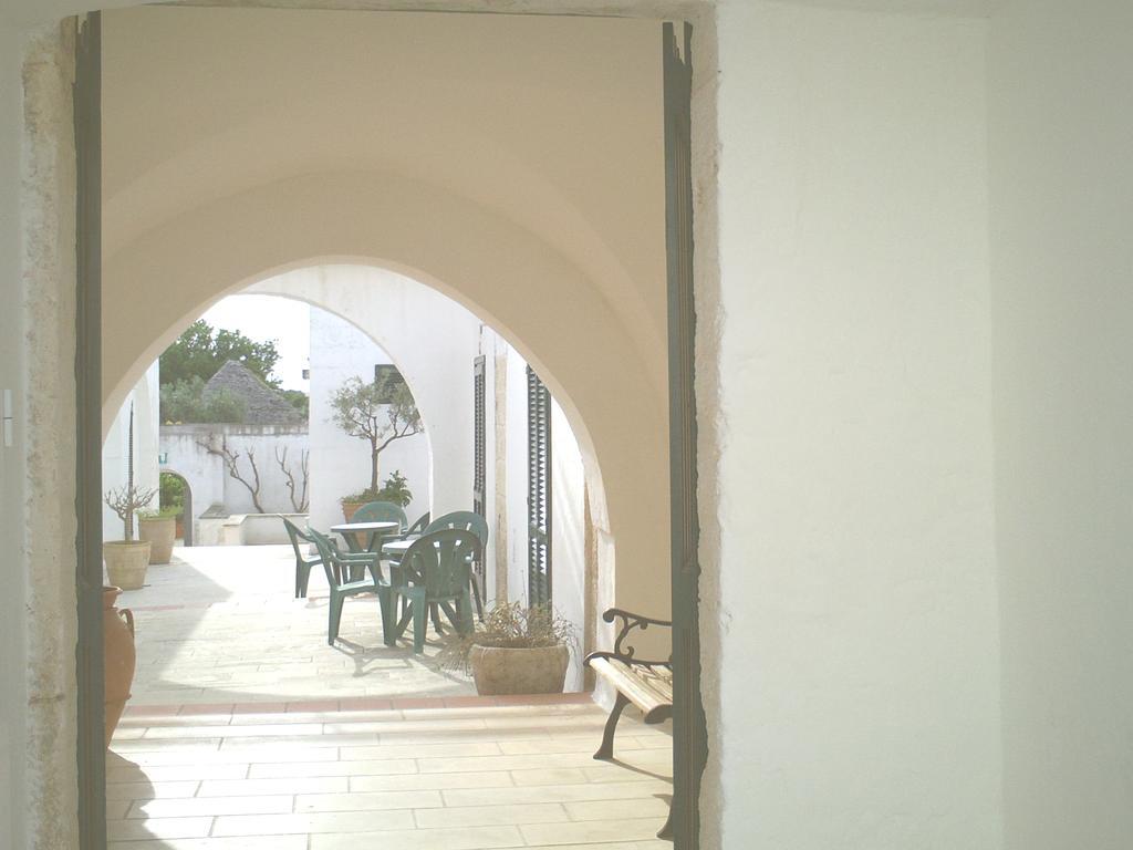 אוסטוני Albergo Masseria Refrigerio מראה חיצוני תמונה