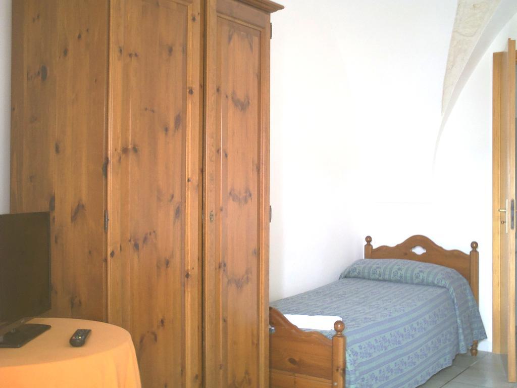 אוסטוני Albergo Masseria Refrigerio חדר תמונה