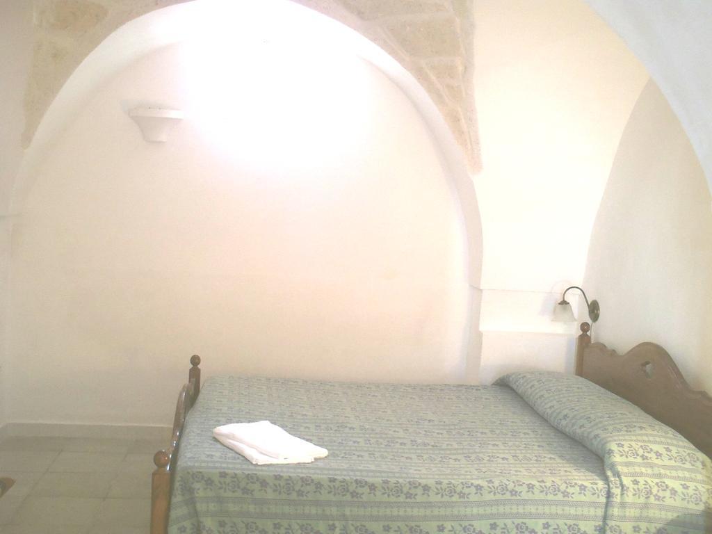 אוסטוני Albergo Masseria Refrigerio מראה חיצוני תמונה