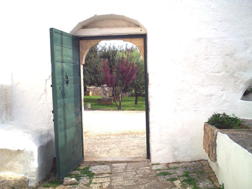 אוסטוני Albergo Masseria Refrigerio מראה חיצוני תמונה