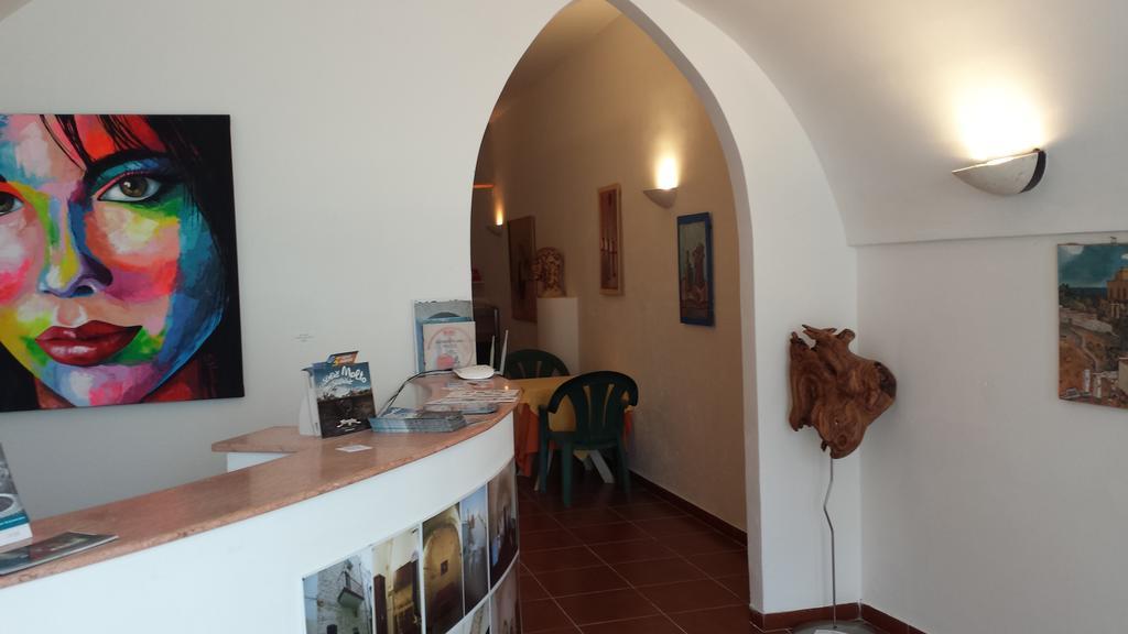 אוסטוני Albergo Masseria Refrigerio מראה חיצוני תמונה