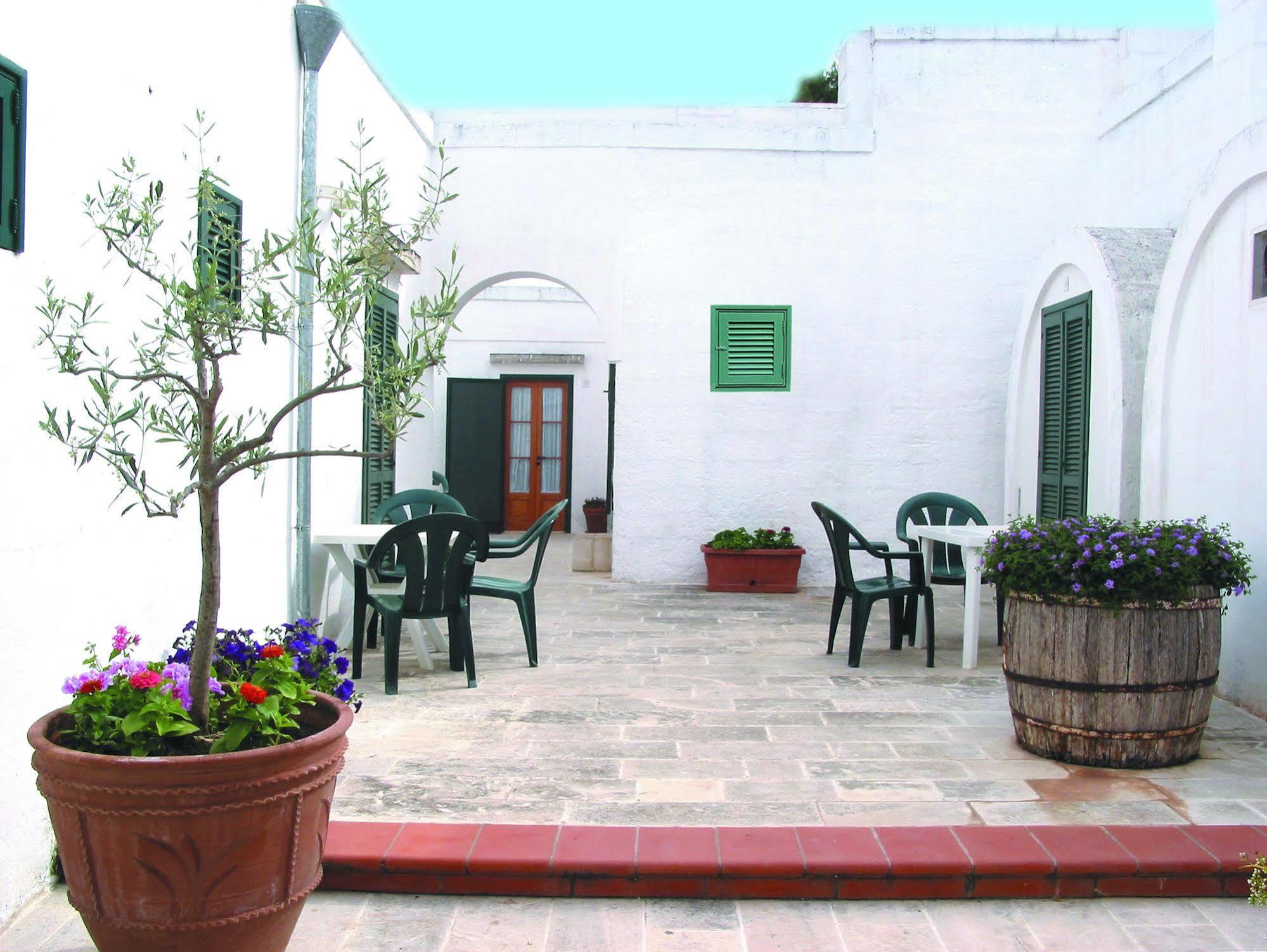 אוסטוני Albergo Masseria Refrigerio מראה חיצוני תמונה