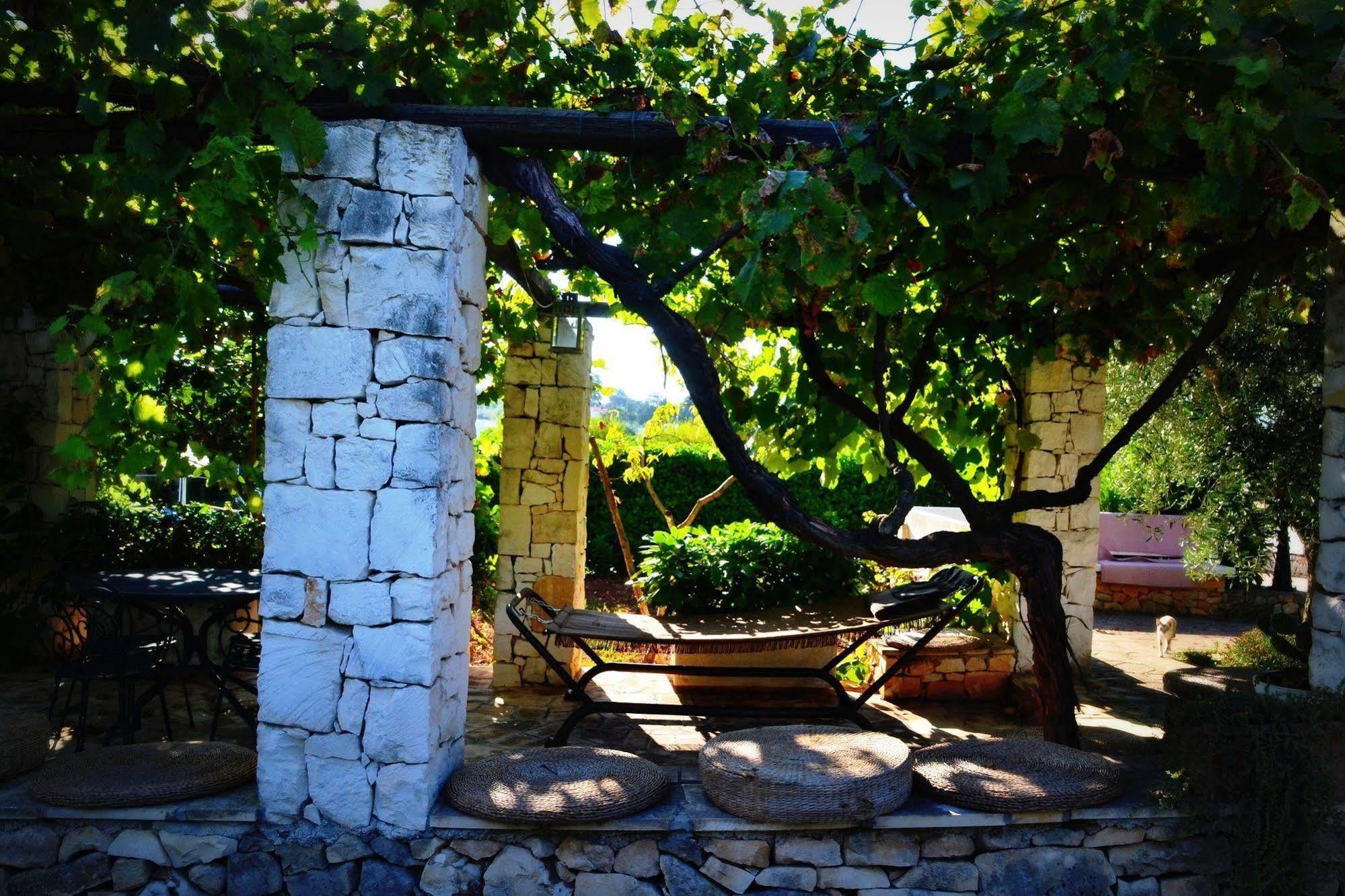 אוסטוני Albergo Masseria Refrigerio מראה חיצוני תמונה