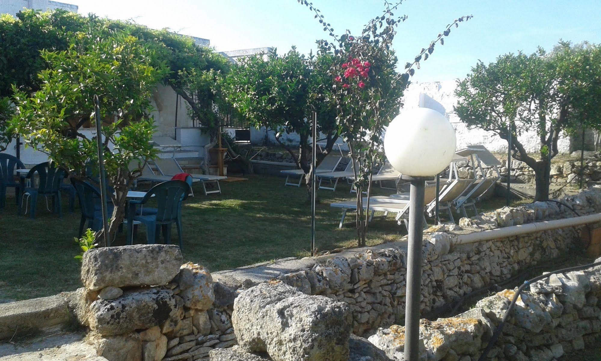 אוסטוני Albergo Masseria Refrigerio מראה חיצוני תמונה