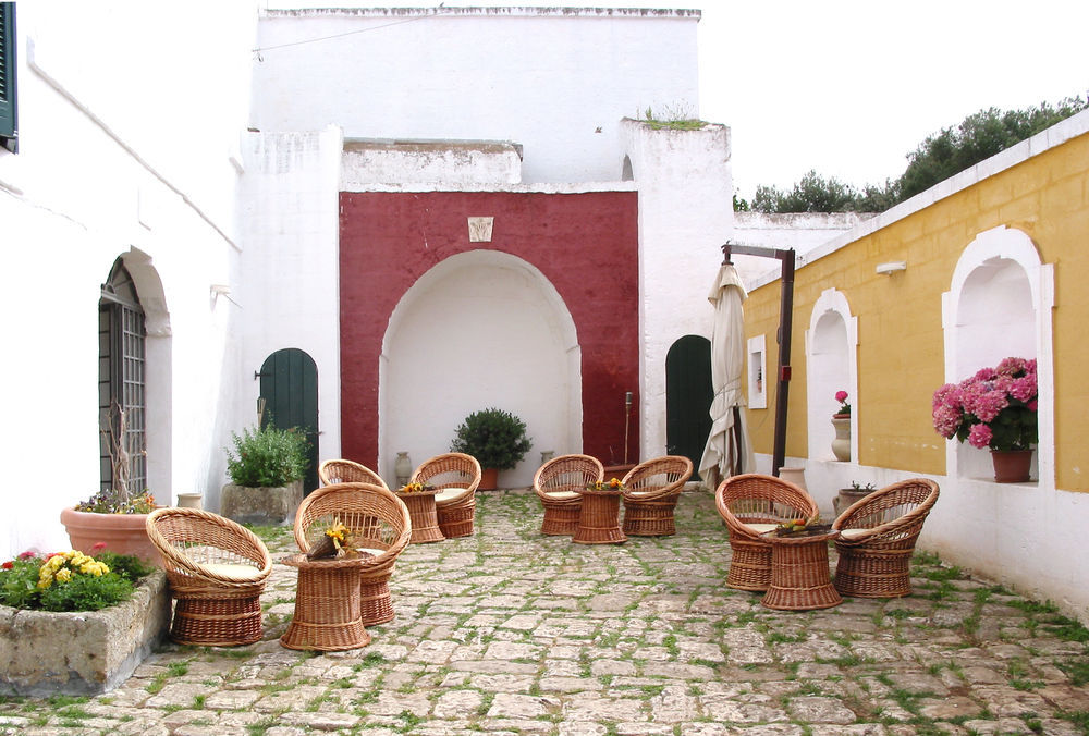 אוסטוני Albergo Masseria Refrigerio מראה חיצוני תמונה